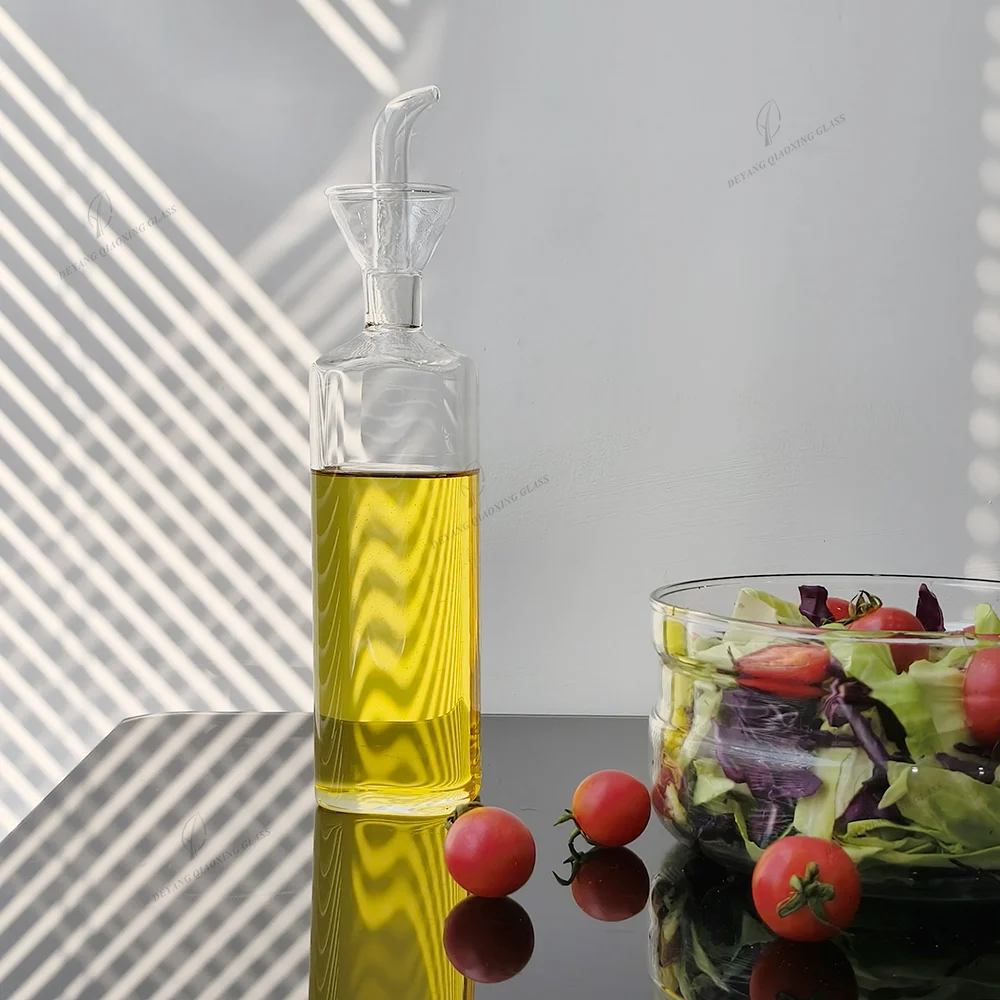 Capacity Suitable Handmade Borosilicate Glass Cooking Oil Pot Set Oil Keeper Kitchenware with Glass Flexible Spout