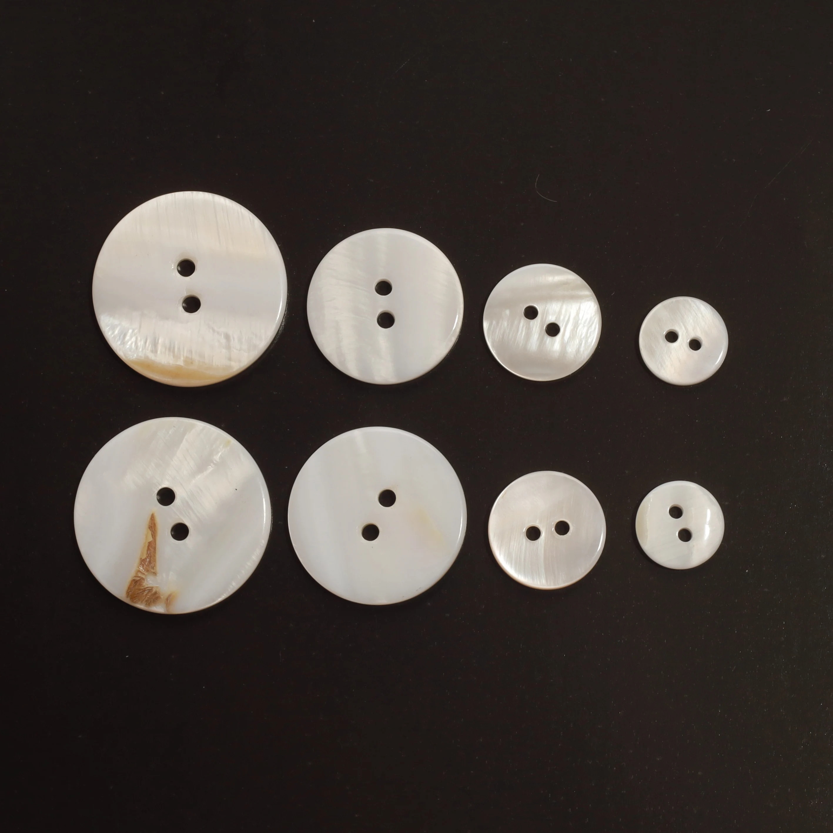 S02 High Quality Furniture Decoration Decorative Designer Fashion Clothing Vintage Crafts Shell Buttons