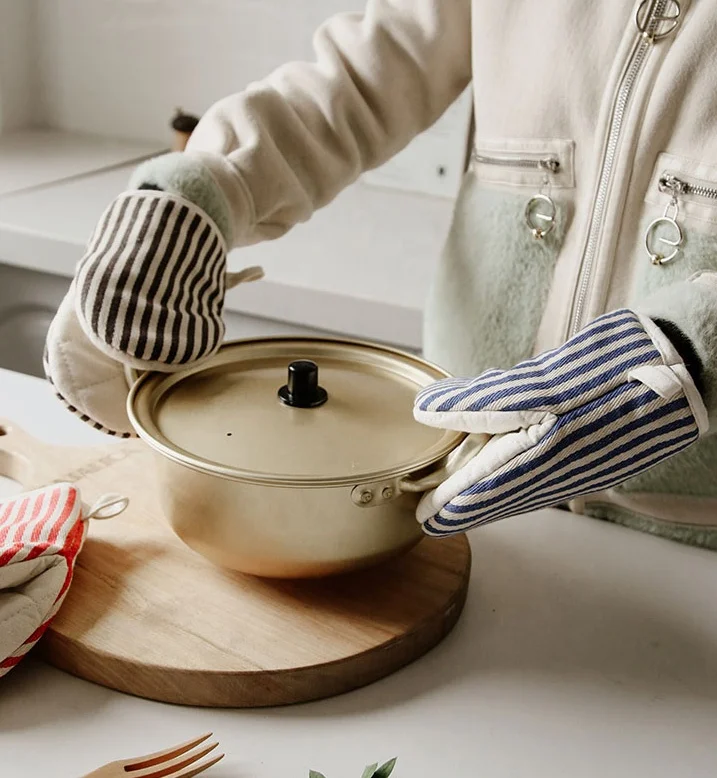 Stripe Print Duck bill shape cotton kitchen oven mitts custom and pot holders oven gloves