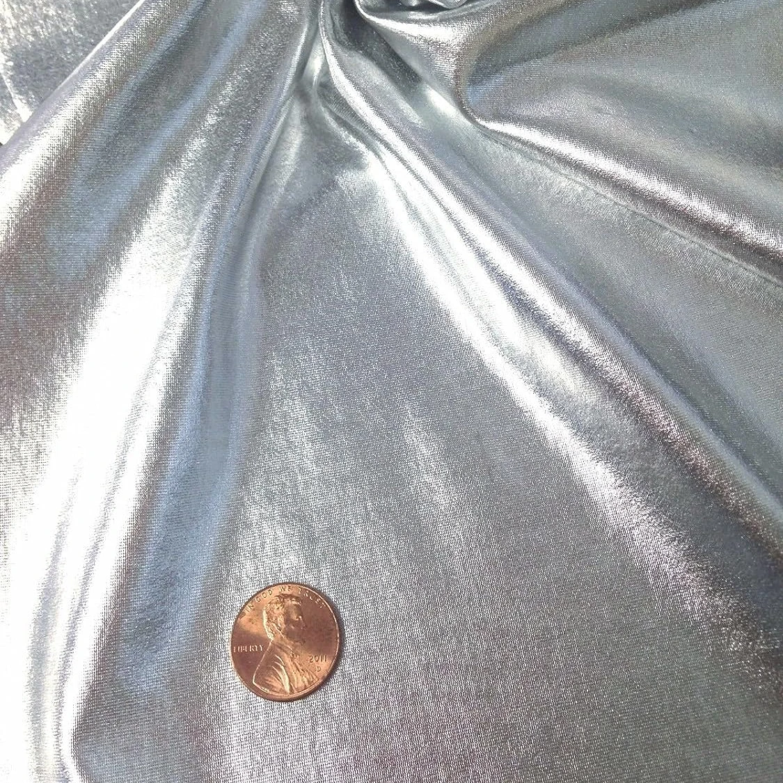 New Gold Foil Printing Fabric Bronzed Gold Stamping Polyester Garments Plain Floral Interlock Knitted Warp Girls Lining Car Use