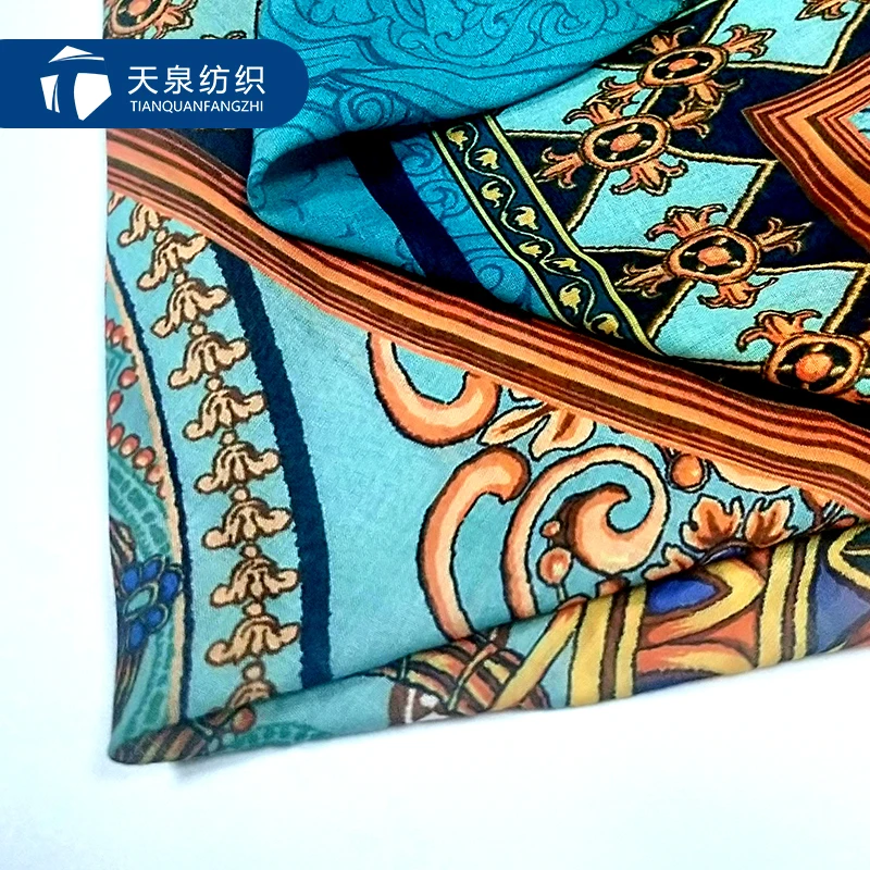 Фабрика тканей из вуали с вышивкой в Малайзии, вышивка