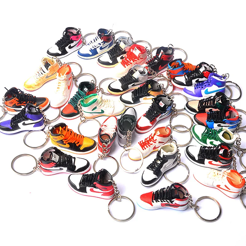 wholesale popular custom cute 3d sneaker shoe keychain mini jordan shoes sneaker and box keychain