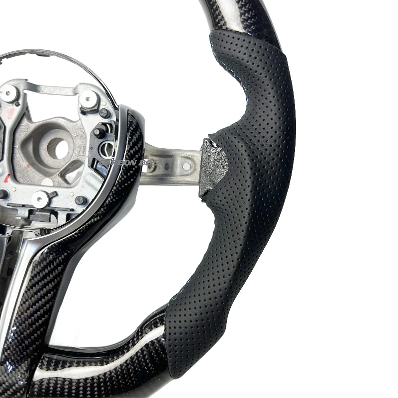 Factory upgraded sports style real carbon fiber steering wheel For BMW F22 20 F35 31 30 F10 18 F80 M3M4M5M6 car steering wheel