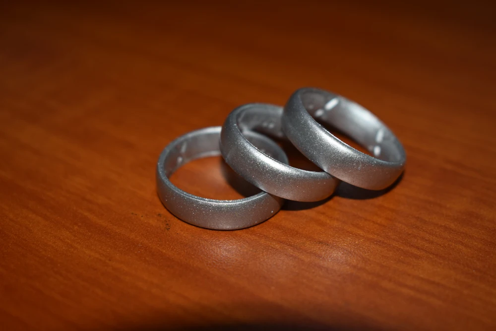 
2020 Wholesale Small Lovely Popular Silicone Masonic Wedding Ring,Running ring 