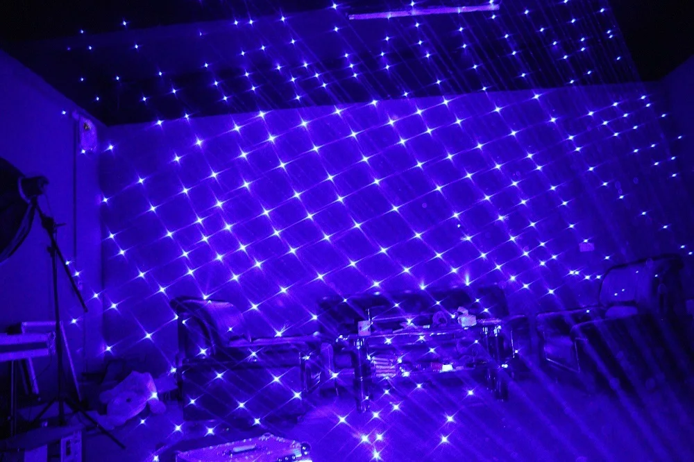 Outdoor 2w Starry Sky Star Laser Light IP65 Rainproof rgb Firefly Laser Light Garden Party Decor Lamp