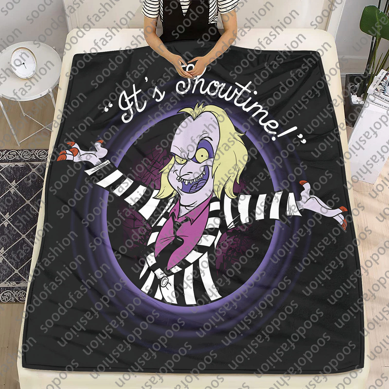 Hot Selling BEETLE JUICE fashion Film series soft blanket and Newest Polyester Thorw Blankets Beetle Juice Blanket