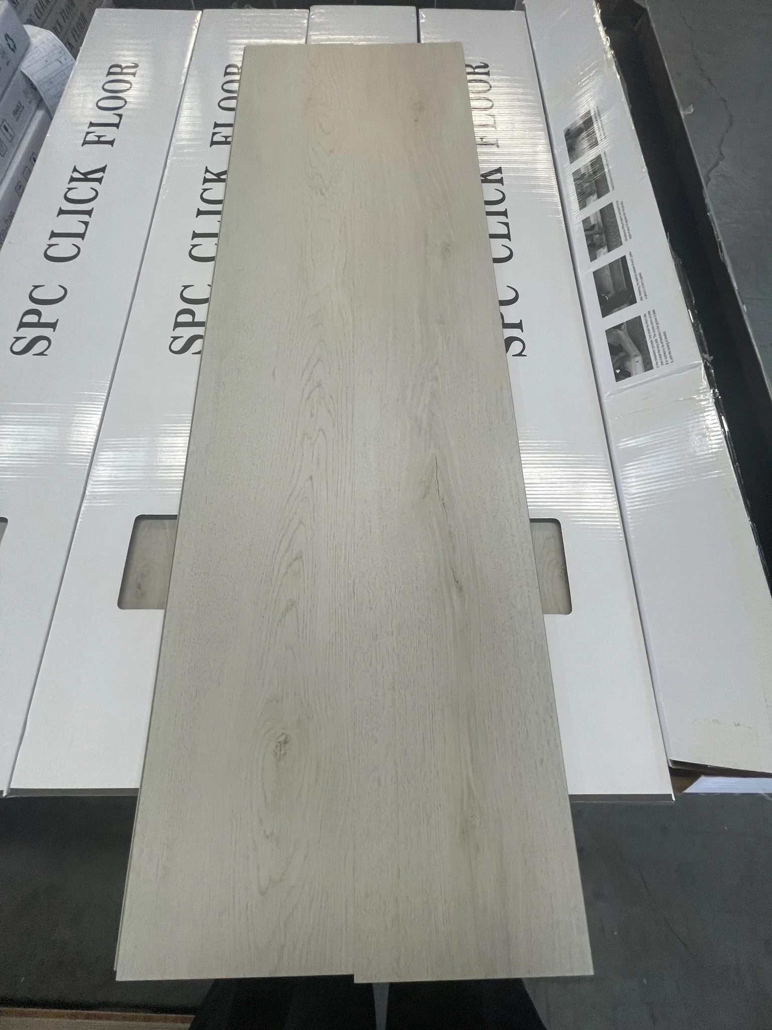 waterproof wood grain 4mm 5mm 6mm 7mm 8mm pvc click lock spc flooring lvp flooring vinyl plank with ixpe and eva