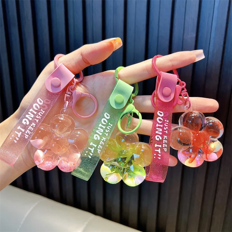 Lilangda Liquid Flowing Sand Dried Flower Bag Pendant Car Keyring Small Gift Wholesale Oil Flower Keychain