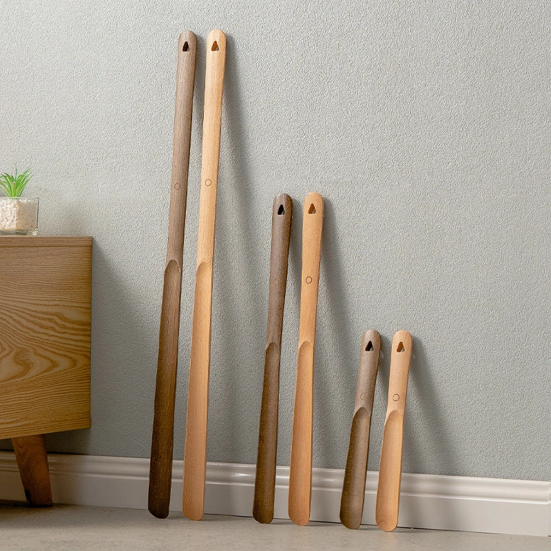 Newest Eco Friendly Wooden Extra Long Handle Magnetic Shoe Horn
