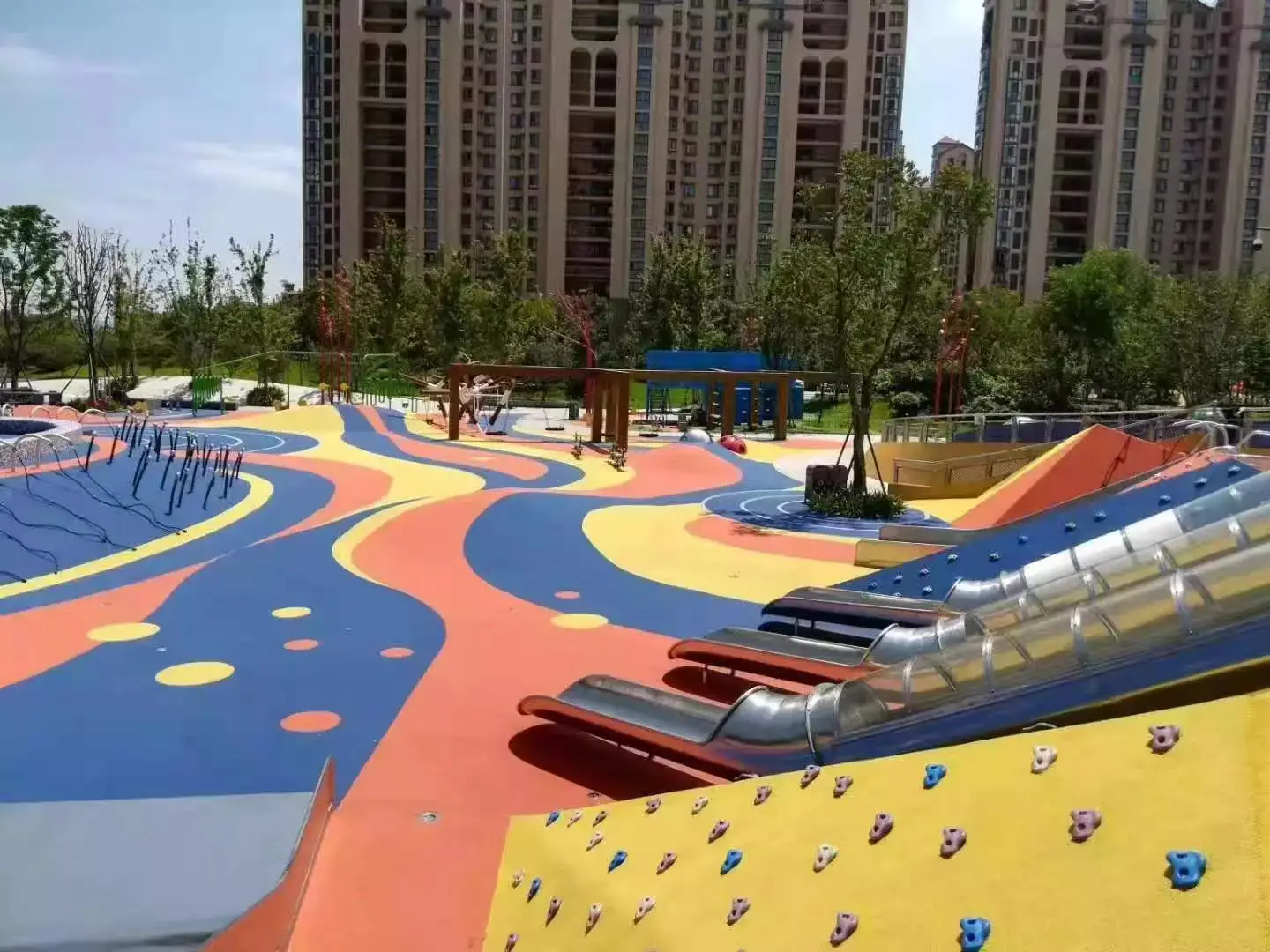 Новинка лидер продаж антиокислительный каучук EPDM нетоксичный по заводской цене экологически чистые дешевые гранулы для занятий спортом