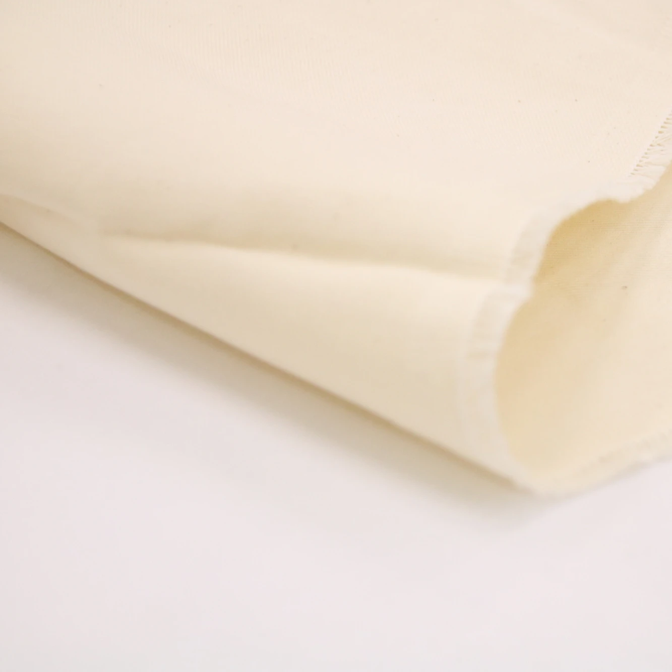 Hot Selling Abrasion-Resistant Ladies Clothing Fabrics Eco Friendly Fabric For Clothing Fabric Bags