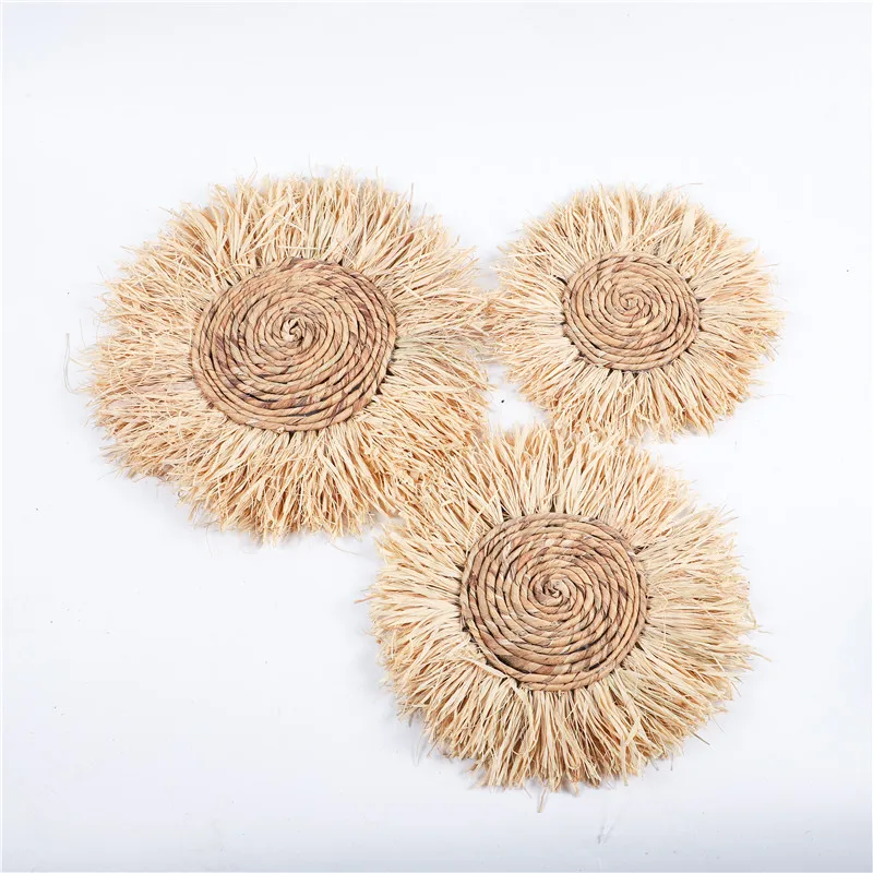 
Handmade new style Round shape Woven Grass placemat for indoor Wall Decoration 