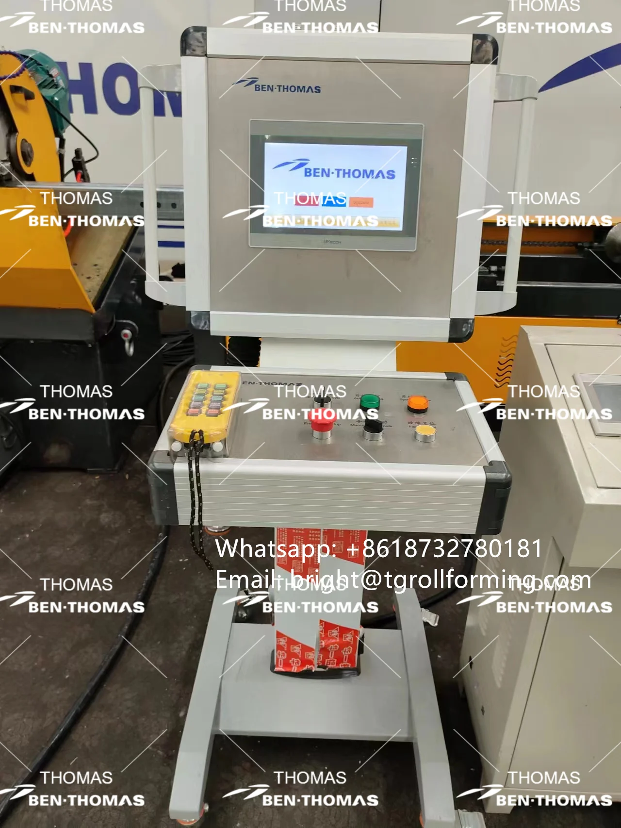 New design hihg speed C purlin roll forming machine