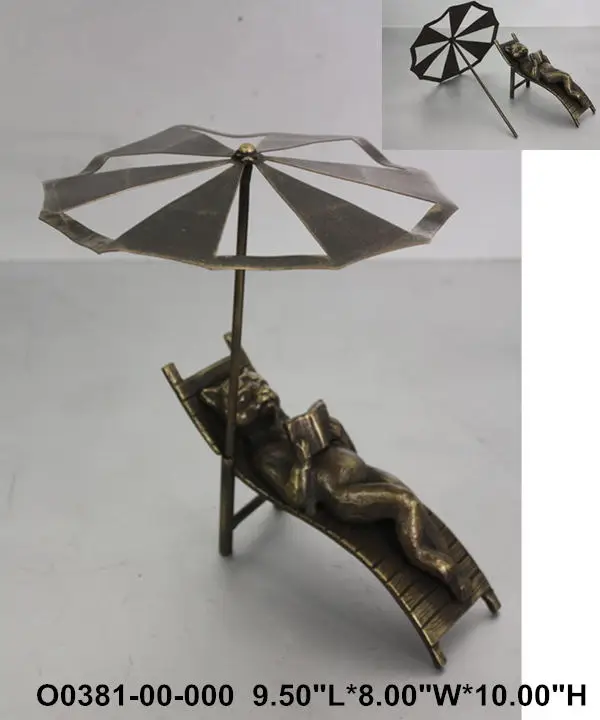 Classic metal frog lying on beach office table gift for decoration, metal frog table figurine