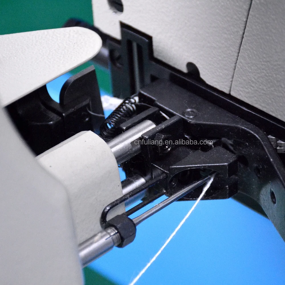 Вертикальная машина для упаковки гранул полуавтоматическая plastic10-25kg