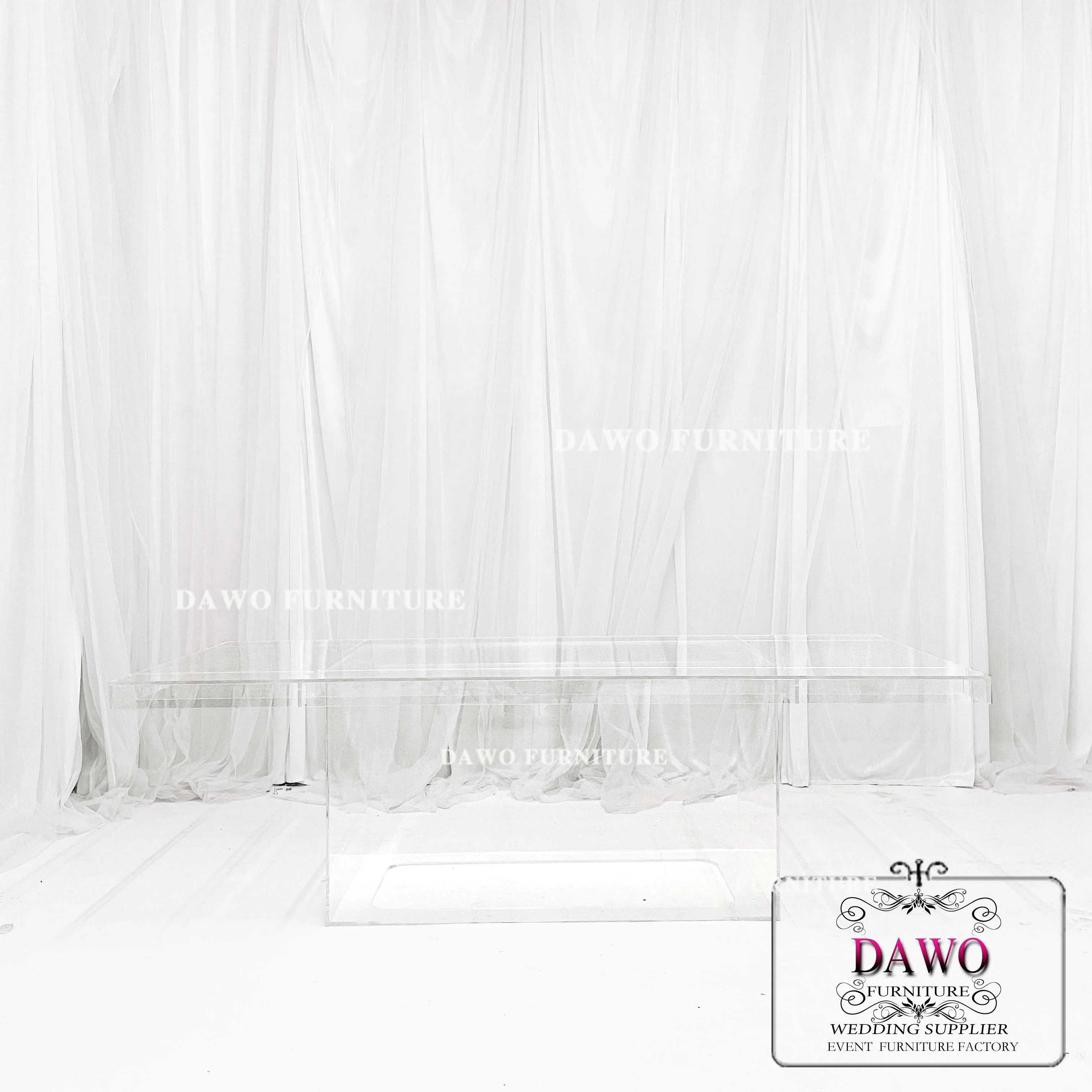 New design square shape clear acrylic cake table used for kids party event decoration