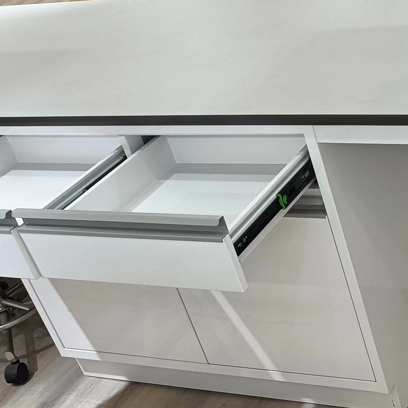 Heavy Duty Industrial Furniture Modern Used School Lab Furniture School Laboratory Equipment School Table