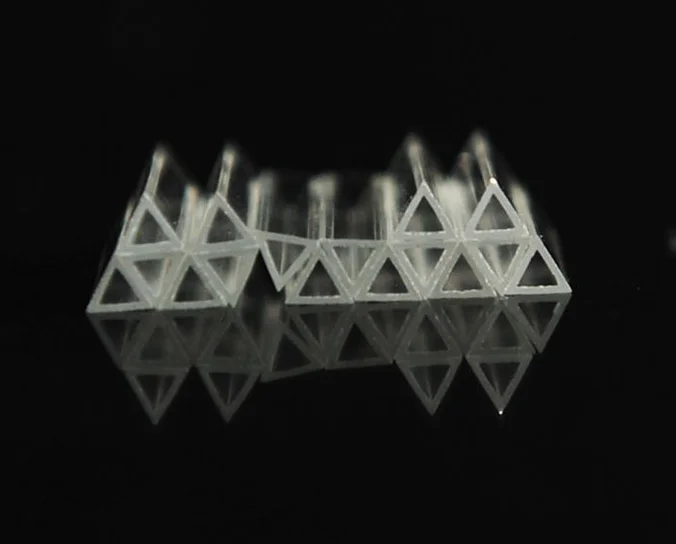 Высококачественная капиллярная кварцевая стеклянная трубка, треугольная прозрачная полированная кварцевая трубка на заказ