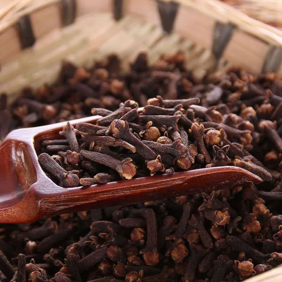 Yulin Yingkai Factory Direct Price Cardamom Wholesale Clove