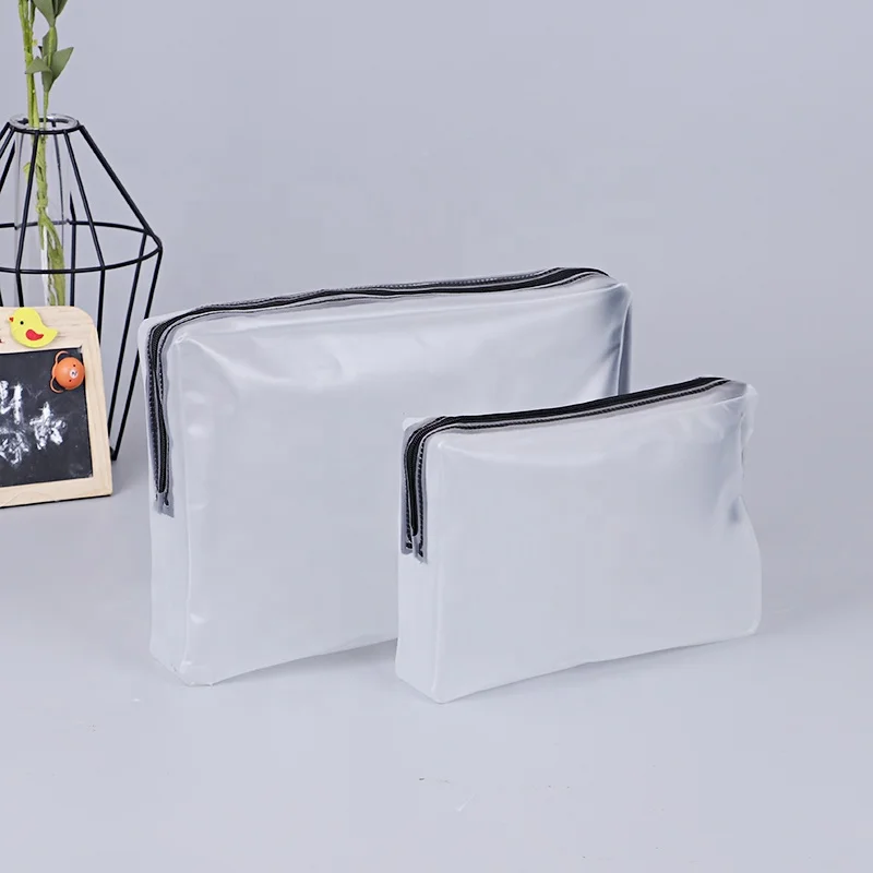 Биоразлагаемый матовый прозрачный дорожный косметический пакет из ПВХ на молнии с логотипом заказчика