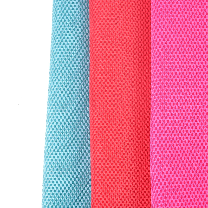 China Manufacturer 3D Spacer Polyester Thick Air Mesh Sandwich Fabric for Shoes Hats and Office Chair