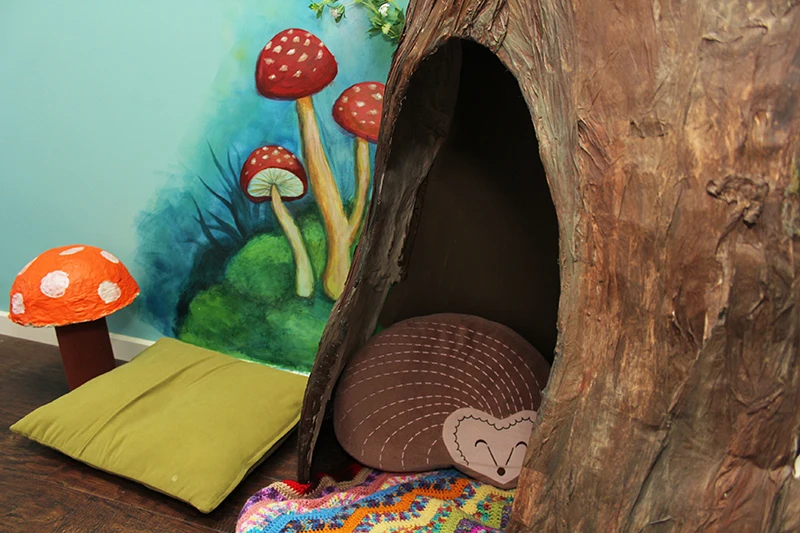 Stylized indoor or outdoor kid amusement park artificial plastic fiberglass wooden tree house