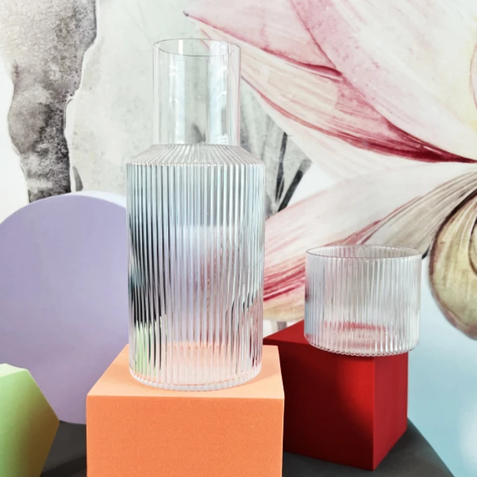 Винтажный прикроватный ребристый графин для воды со стеклянной чашкой