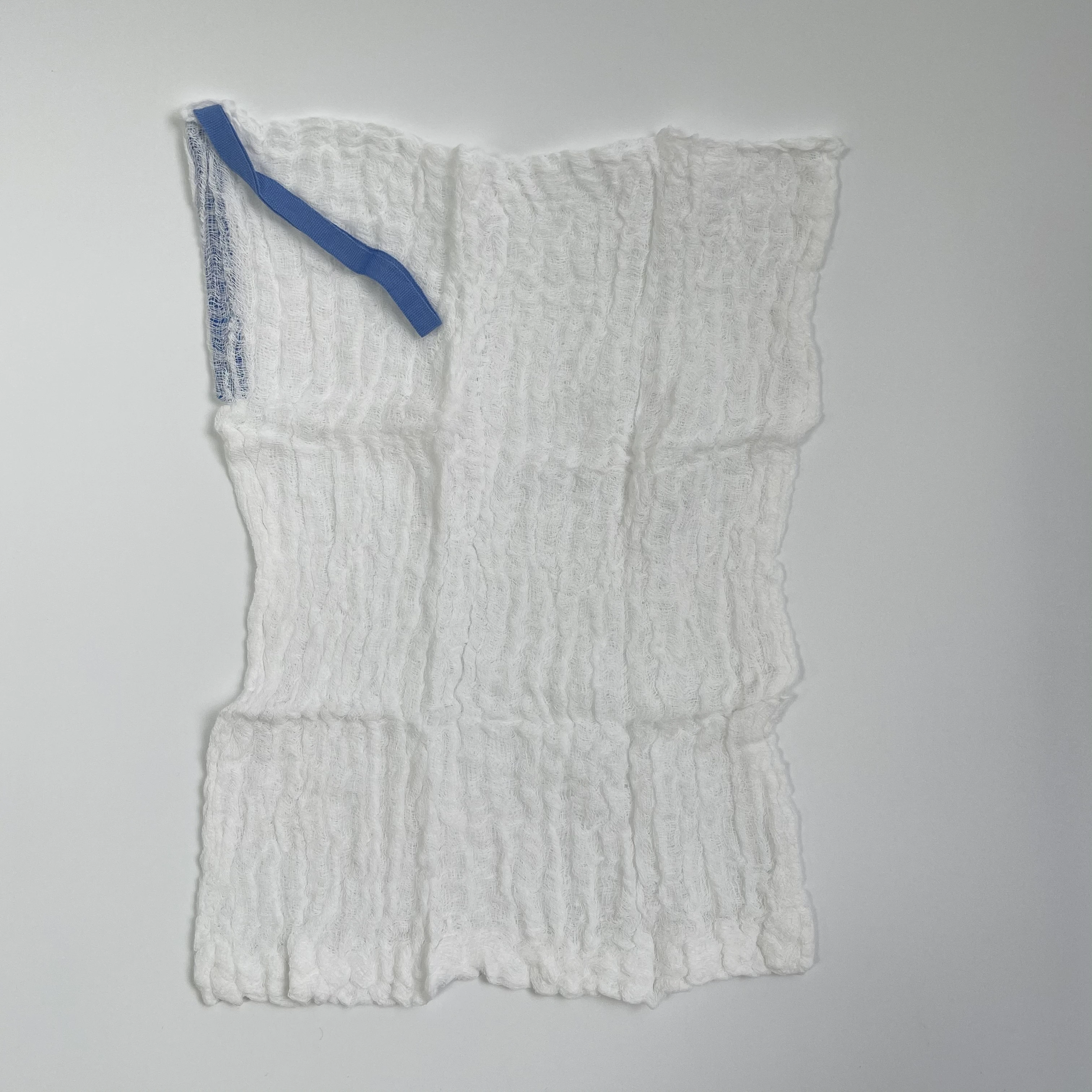 Hot Selling 45*45cm Degreased and Bleached Cotton Sterile Gauze Lap Sponge Prewashed Abdominal Sponge