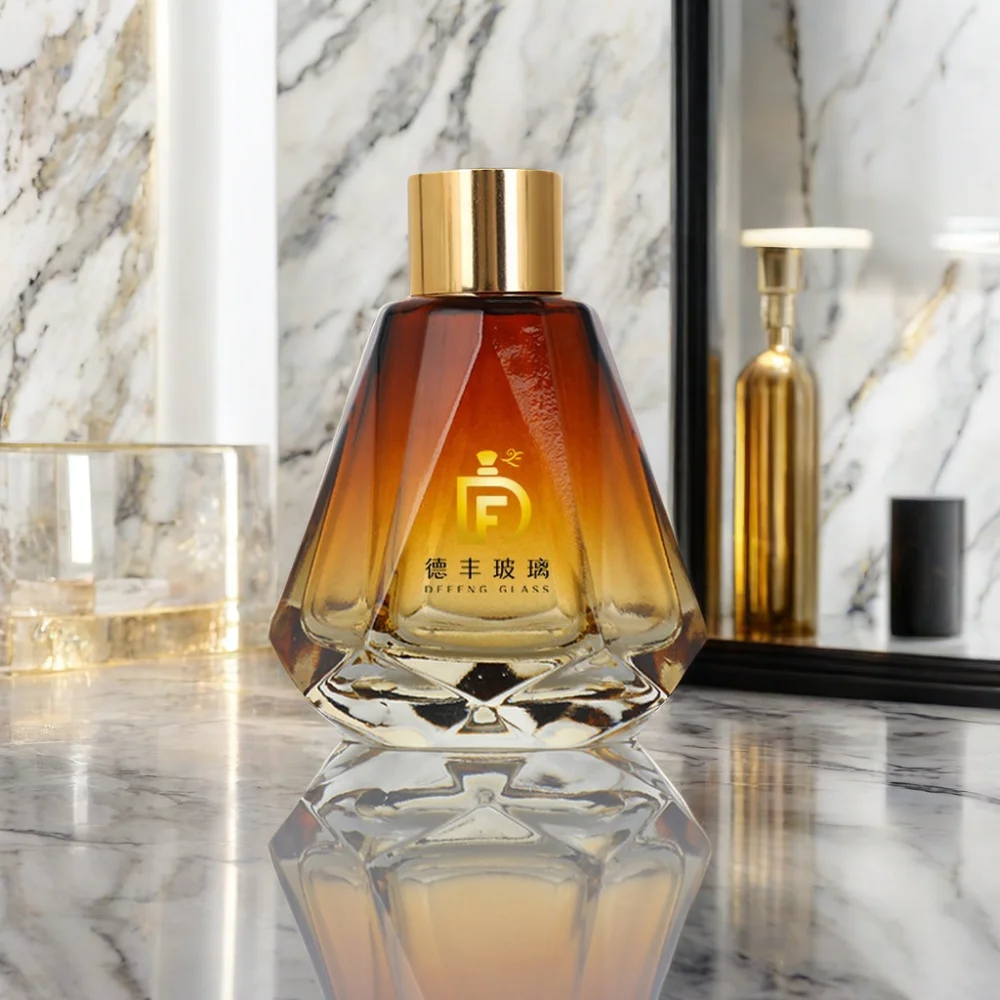 Unique Luxury 60ml 2oz Decorative Glass Bottle with Gold Lid Empty Reed Diffuser for Cosmetic Use