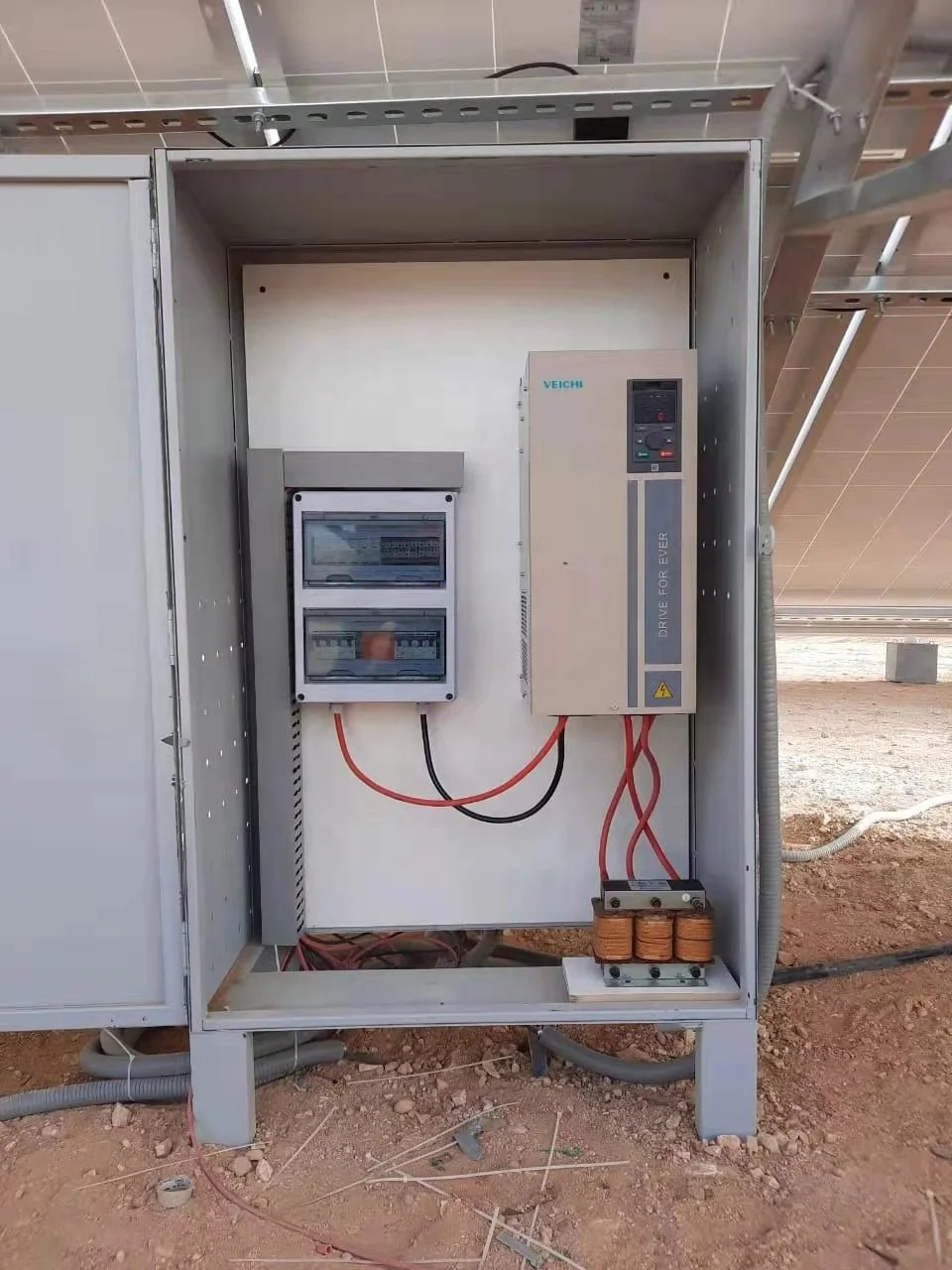 Solar Water Pump Inverter Motor Speed Control 0 75kw 1 5kw 2 2kw 4kw 5 5kw 7 5kw DC to AC Variable Frequency Driver SKI Output
