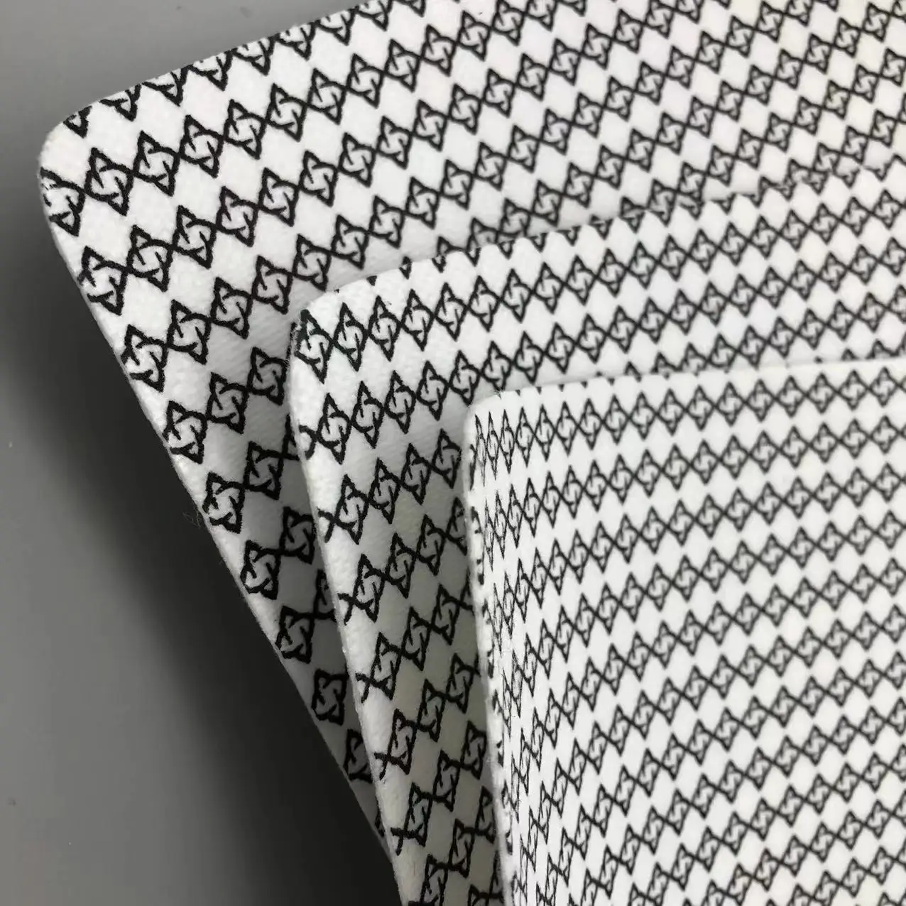 Hot Sale Chinese  Polyester Felt Factory Wholesale 100% Excellent Nonwoven Needle Punched Felt Non Woven Lining Fabric