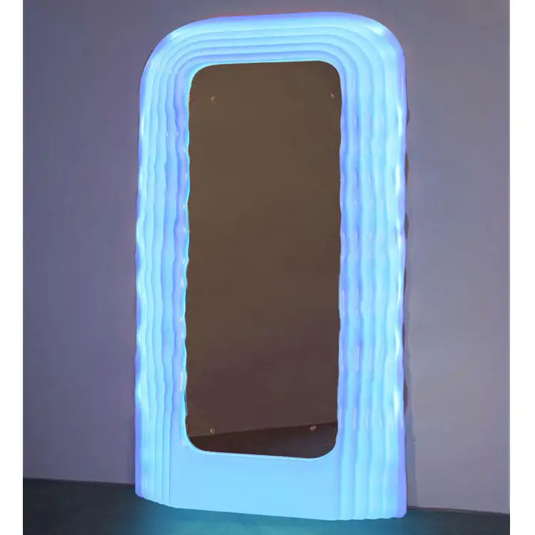 2024 Large Pink Luminous LED Mirrors Full Length Folk Art Wavy Mirror Framed in Resin for Outdoor Use Perfect Souvenir