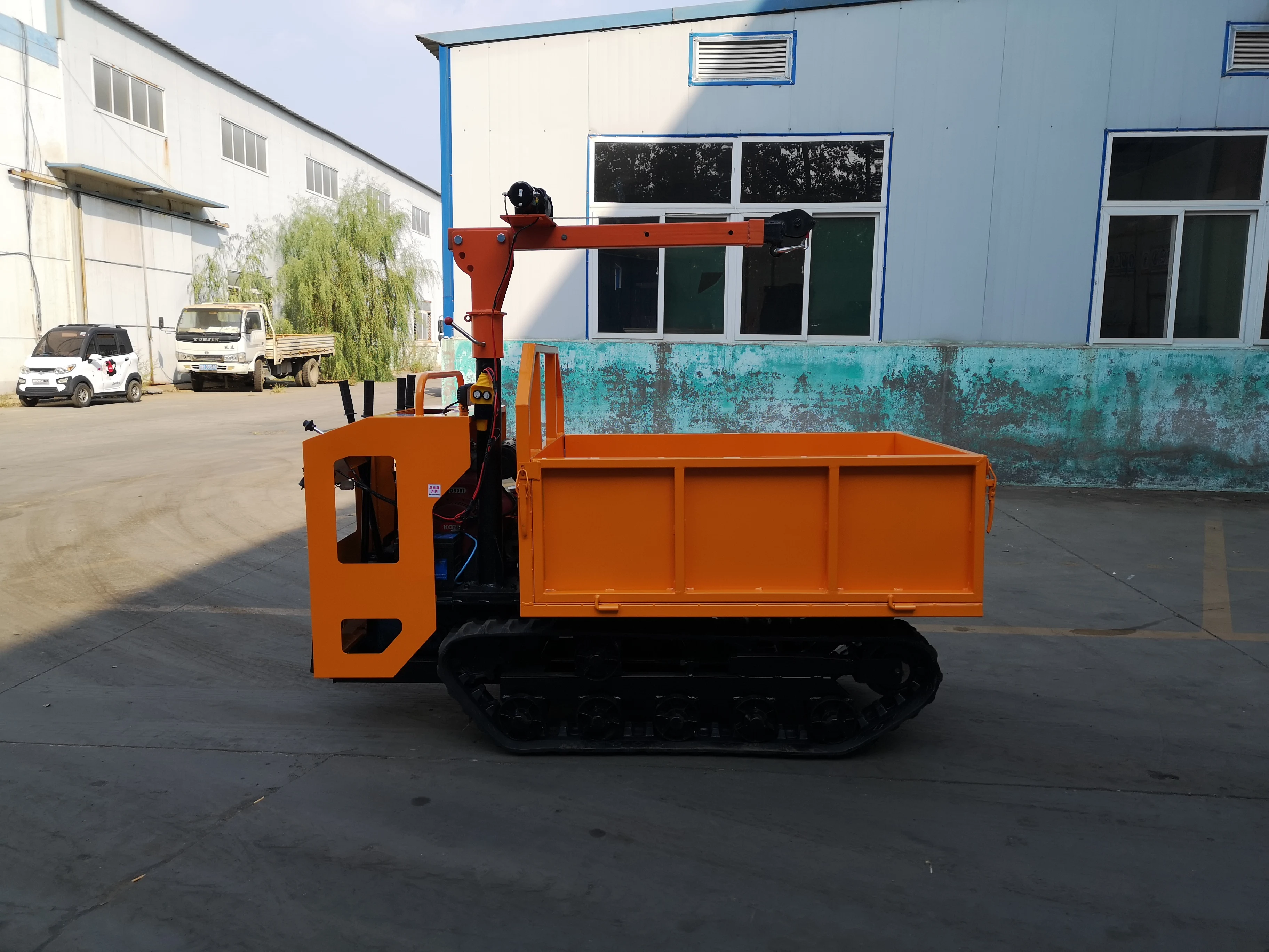 Mini Crawler Transporter Trucks Rubber Track All-Terrain Transporter Crane Truck