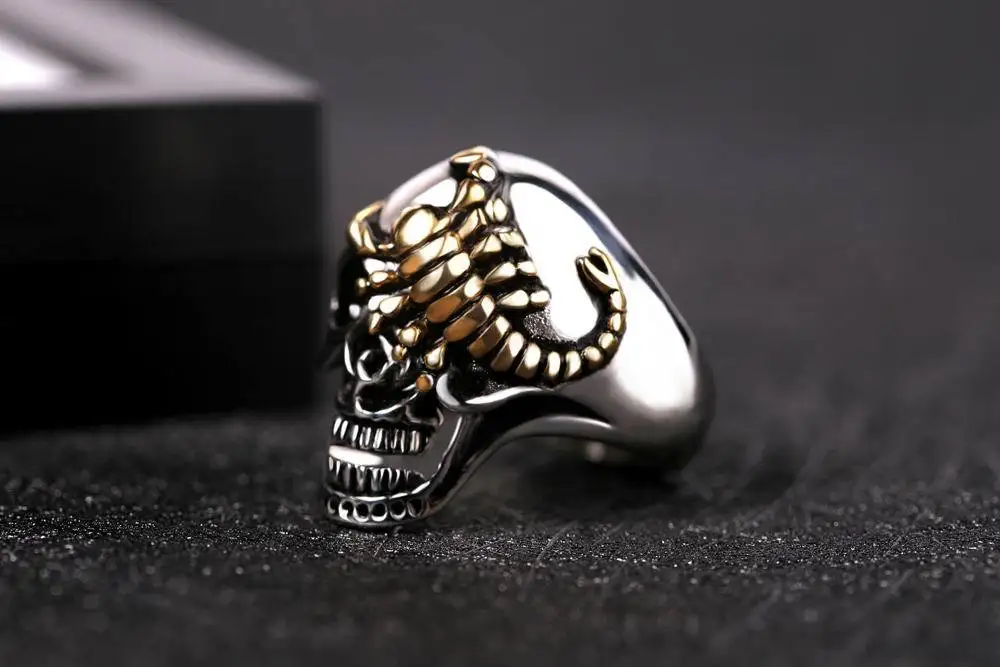 Punk fashion single ring jewelry retro domineering golden scorpion skull ring titanium steel male ring