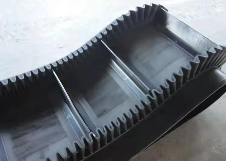 Высококачественная индивидуальная трансмиссия, специальная обработка, пвх гофрированная боковая конвейерная лента