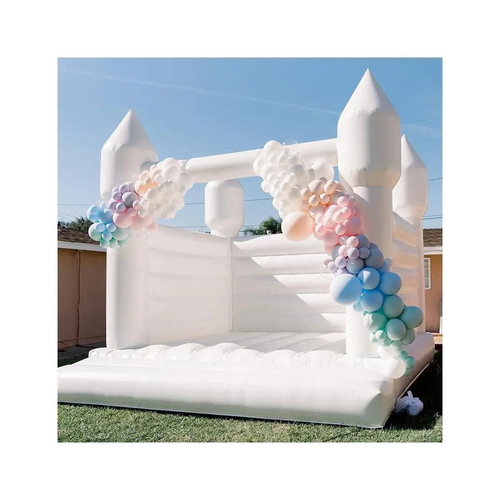 2024 new arrival Inflatable bounce house kids trampoline white trampoline bouncing inflatable trampoline slide castle