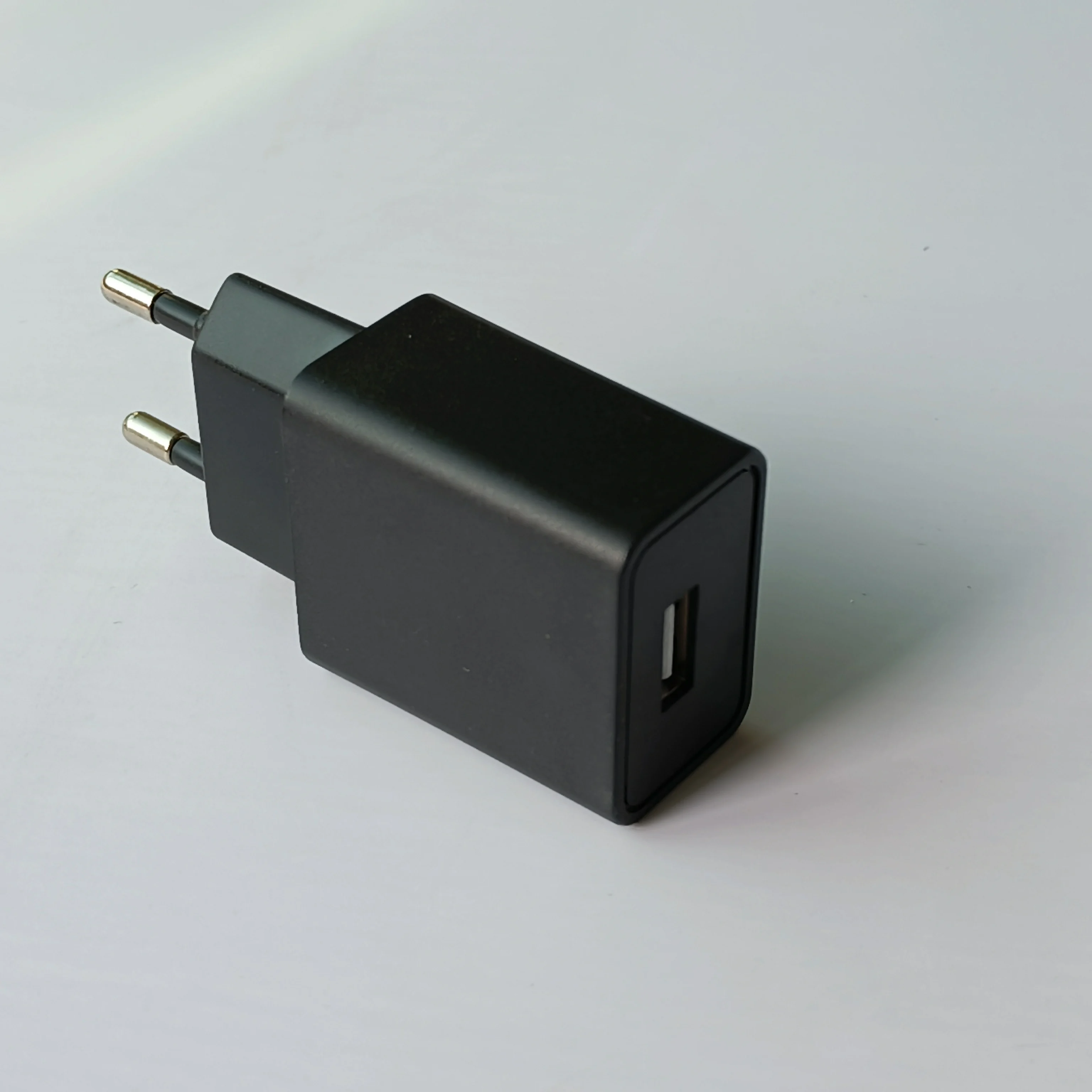 Hot Selling Single Port US/EU 5v 1a Plug  portable  smart phone Wall Charger usb for smart watch iwatch