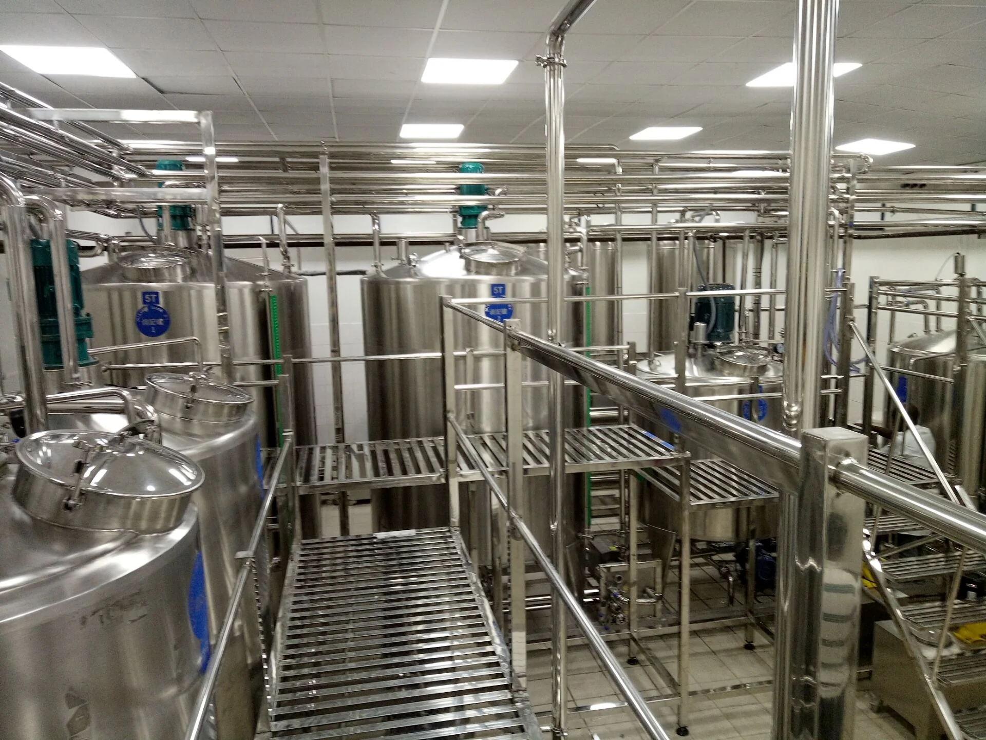 Best Selling CE Standard Fruit Juice Concentrate Machine Bottle Filling Machine Price Lemonade Production Line