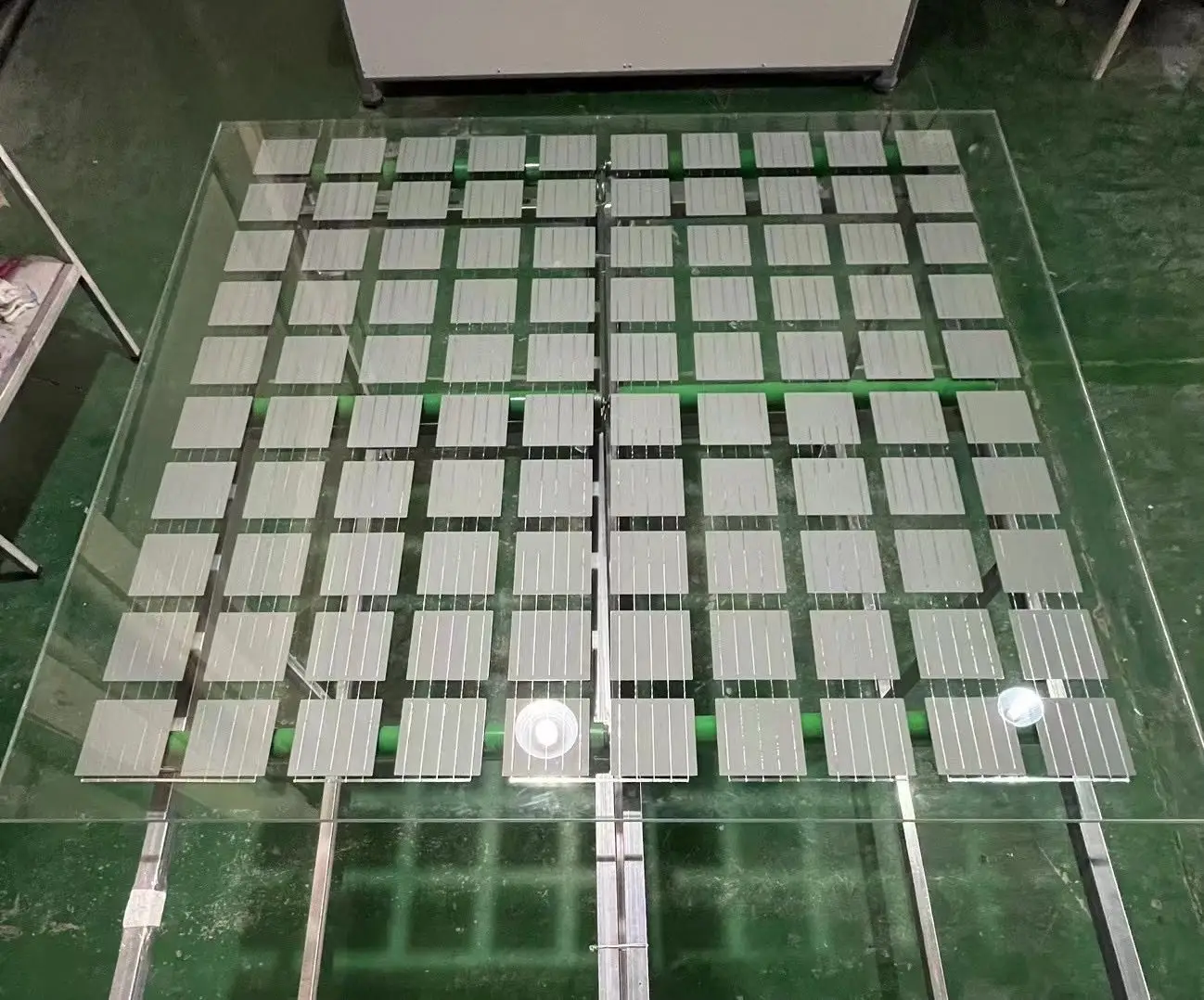 Customizable 750*750*19mm Solar non-slip floor tiles 90W BIPV Solar