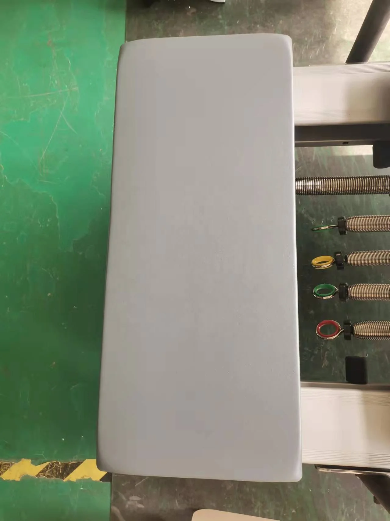 Factory price studio bed Yoga  pilates equipment pilates reformer reformers  aluminum