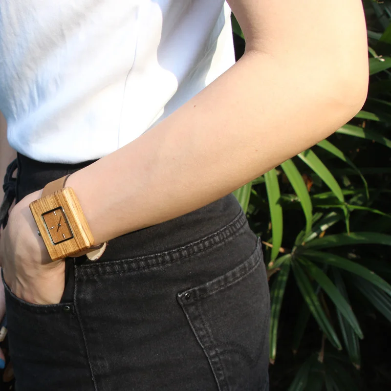 SOPEWOD Top Brand Leather Strap Bamboo Watch Men Analog Quartz Wooden Hand Watches With Custom Printed Logo