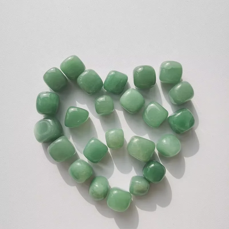 Bulk wholesale crystals 20-30mm natural green aventurine crystal tumbled stones for Decor