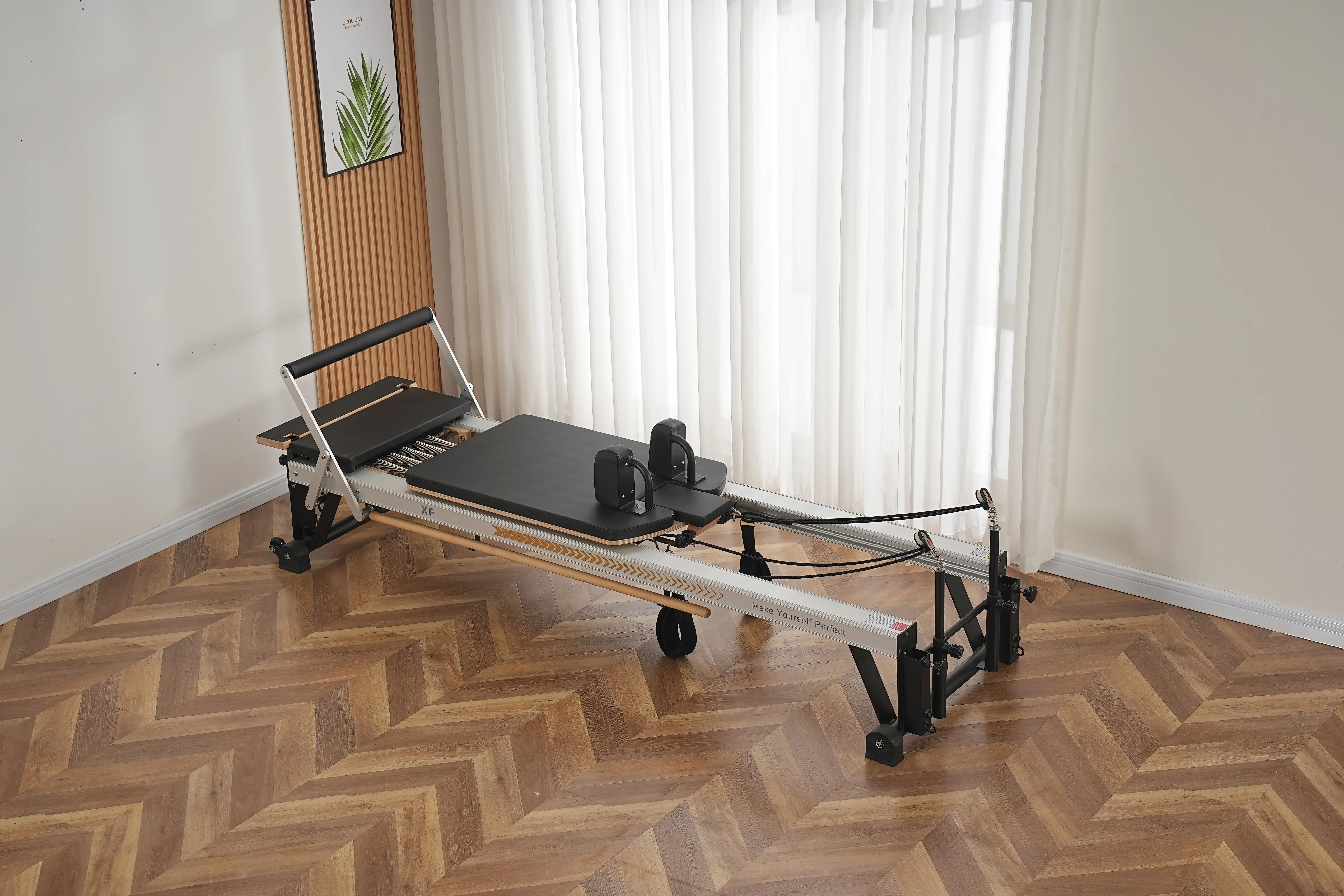 Chinese professional yoga equipment Reformer Pilates training bed frame body shaping machine