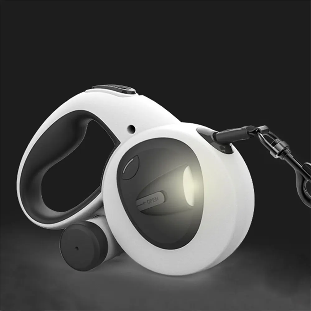 New Pet Products Adjustable Automatic Heavy Duty Retractable Dog Leash in 5M with Poop Bag and Flash Light