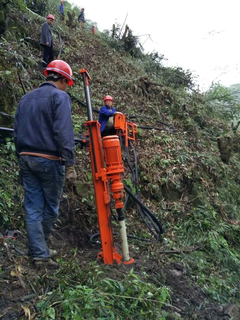 KQD120 Rock Electric Drilling Depth 20m Pneumatic Rock Drill Rigs Drill Machine For Mining