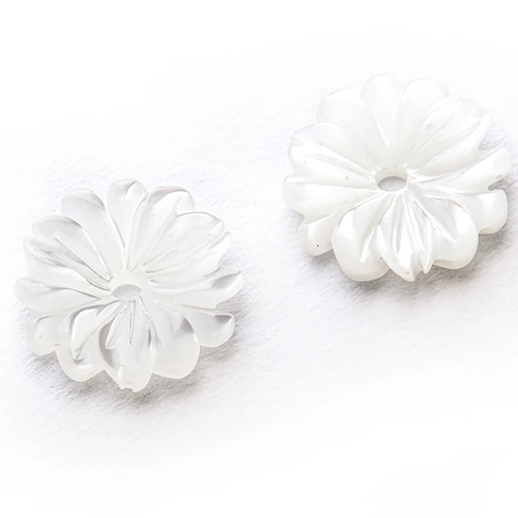 Middle  white shell accessories beads mother of pearls white  shell flower  DIY earrings jewelry