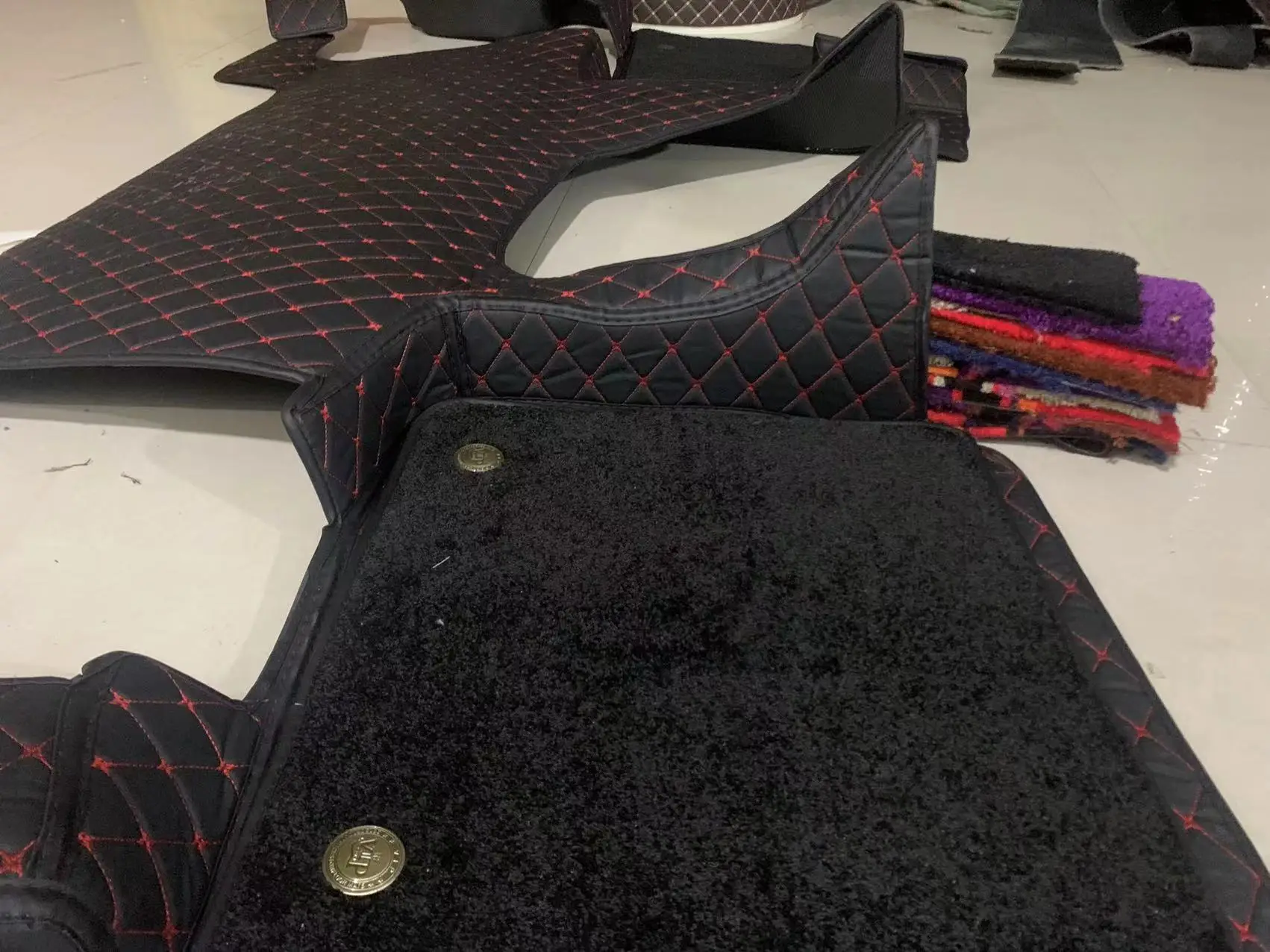 Wholesale Custom Fit Full Set Position Car Mats For truck  Sinotruk Sitrak Max Ch9 Sinotruk Shacman Faw Foton auman