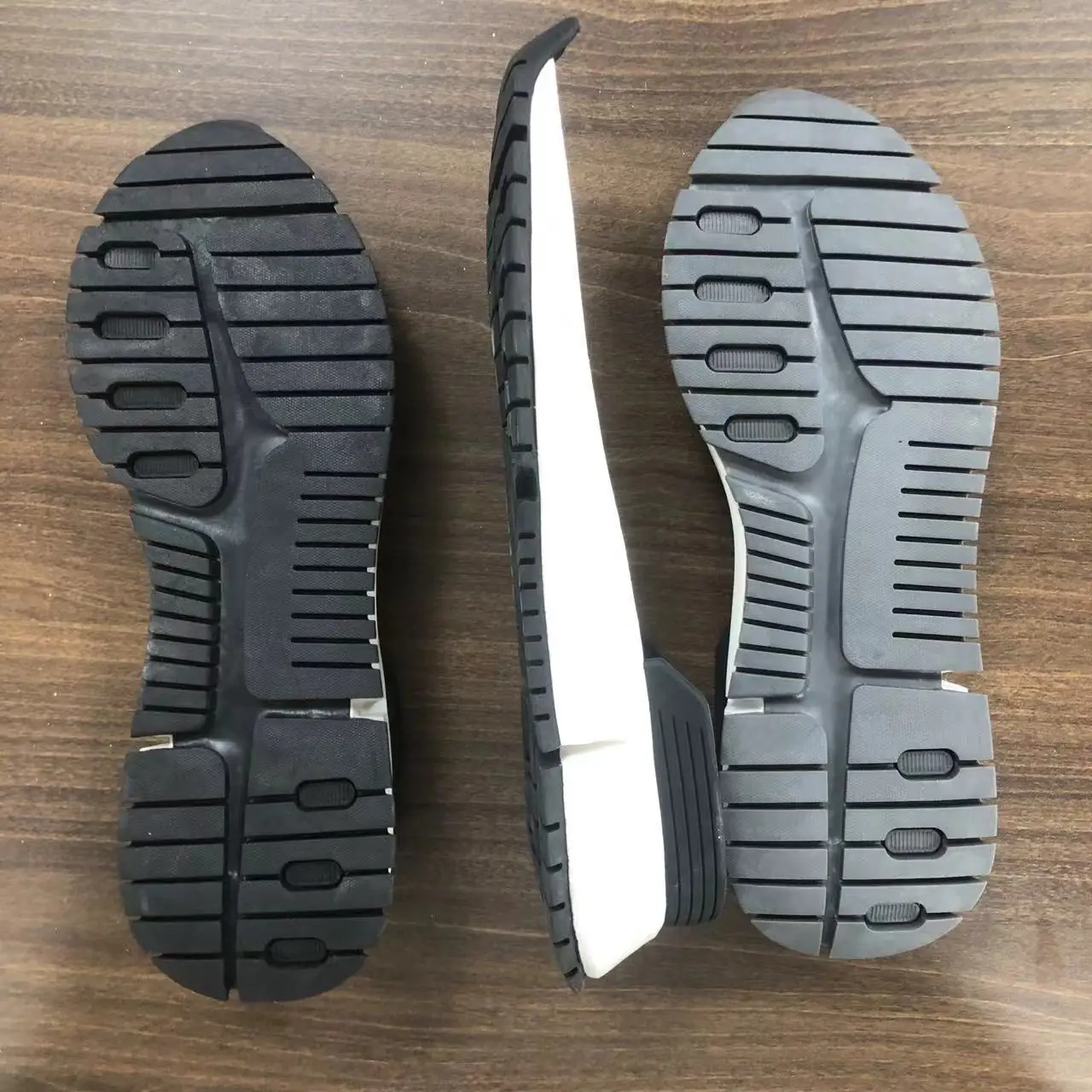 Chuangsheng Mold Shoe Moulding Maker :Rubber Moulds,Sole Plate/Entire Sole,Die Casting Rubber Mold Fujian Aluminum Mold