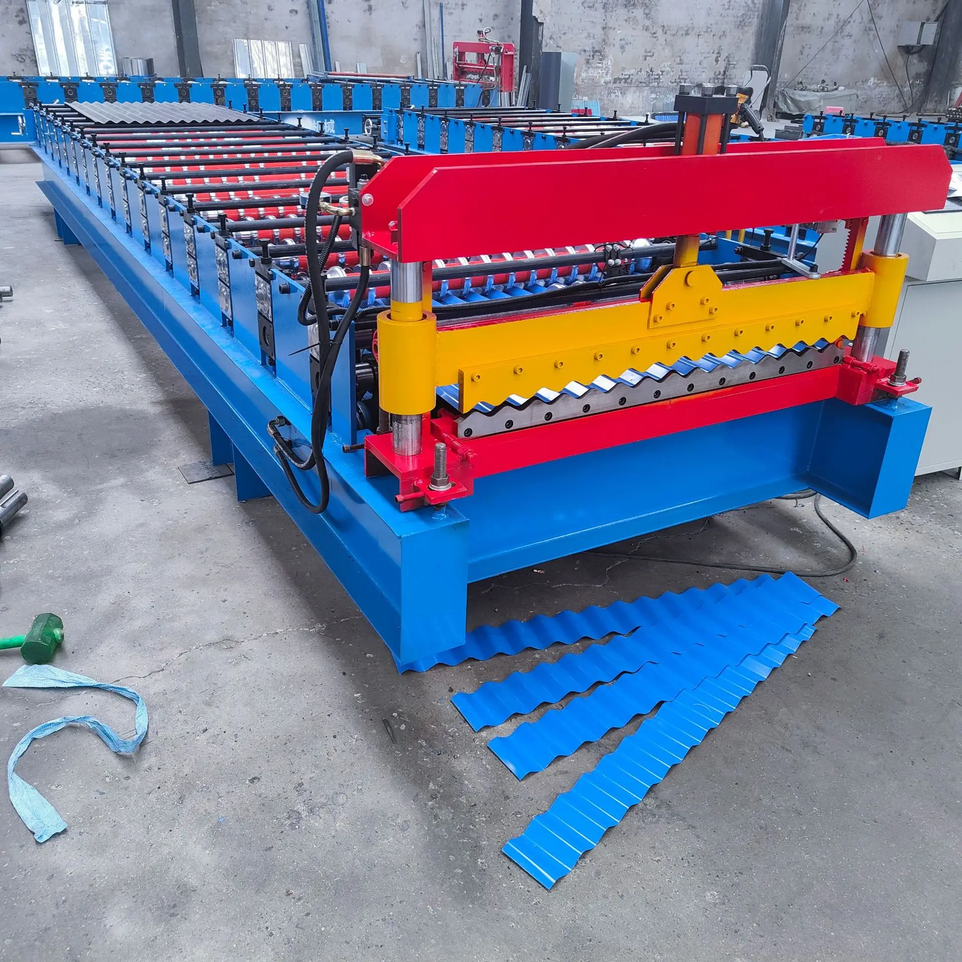 Best price metal corrugated tile roof panel cold roll forming machine for sale