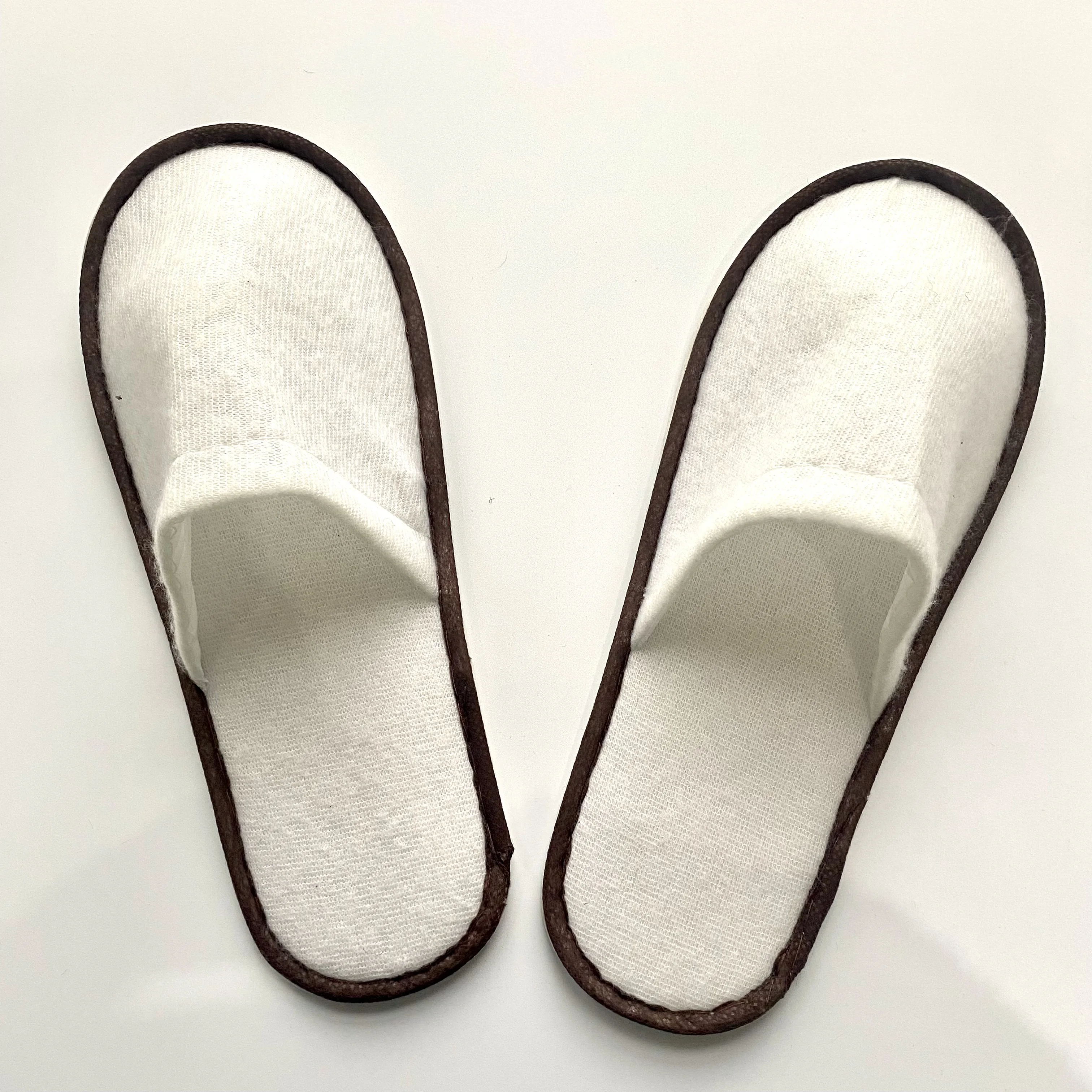 Luxury high-quality wholesale Hotel Slippers with custom logo Disposable Slippers Spa Slippers